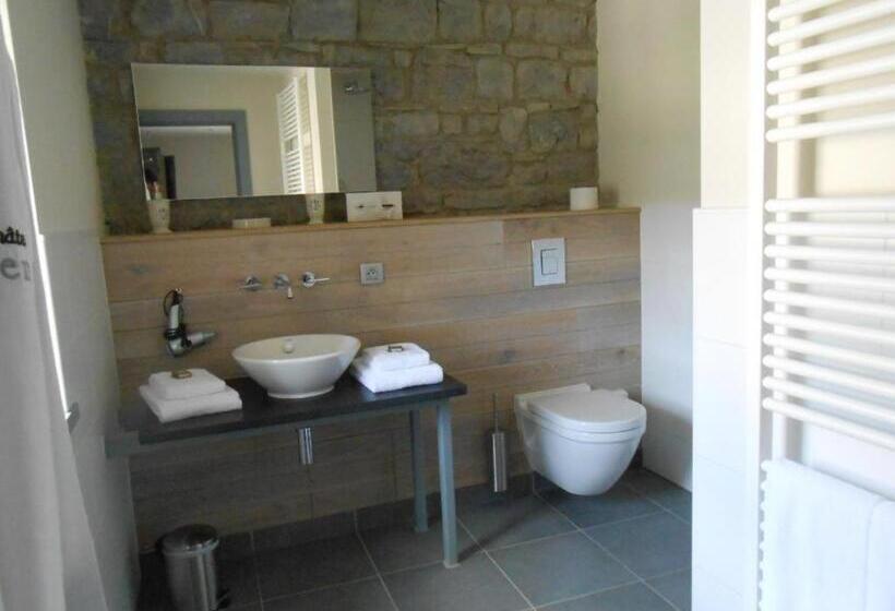 هتل Chateau Jemeppe