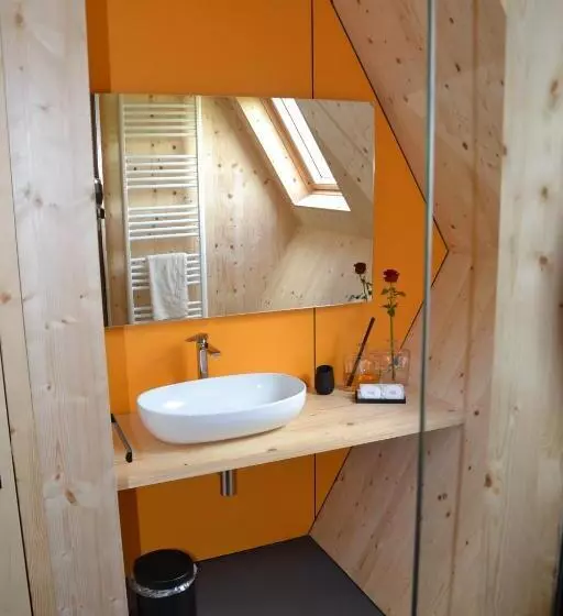 ホテル Glamping Alvearium Alturis