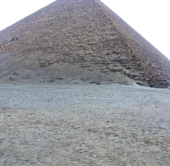 هتل Happy Pyramids View