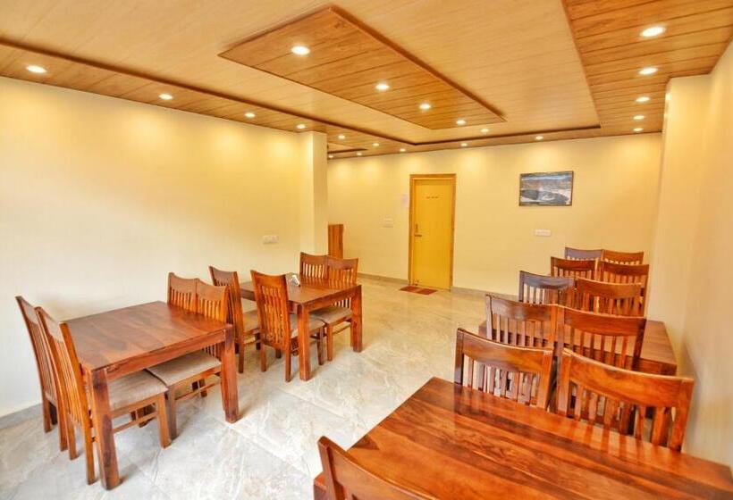 בית מלון כפרי Hilly Bee, Manali