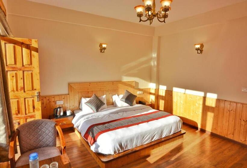 בית מלון כפרי Hilly Bee, Manali