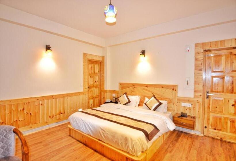 בית מלון כפרי Hilly Bee, Manali
