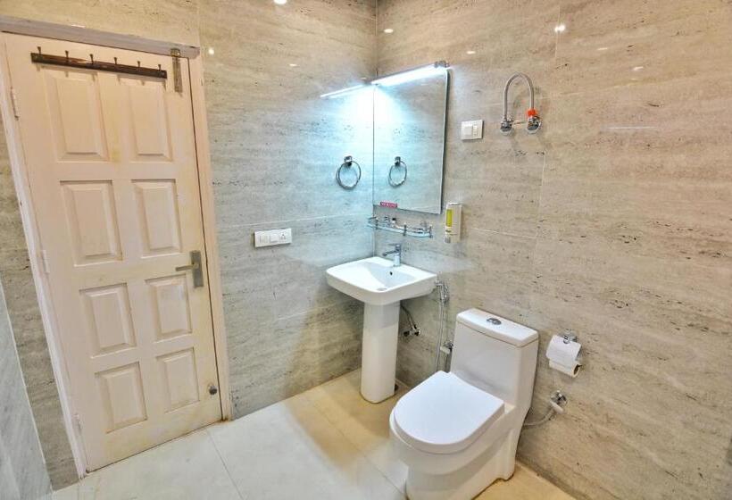 בית מלון כפרי Hilly Bee, Manali