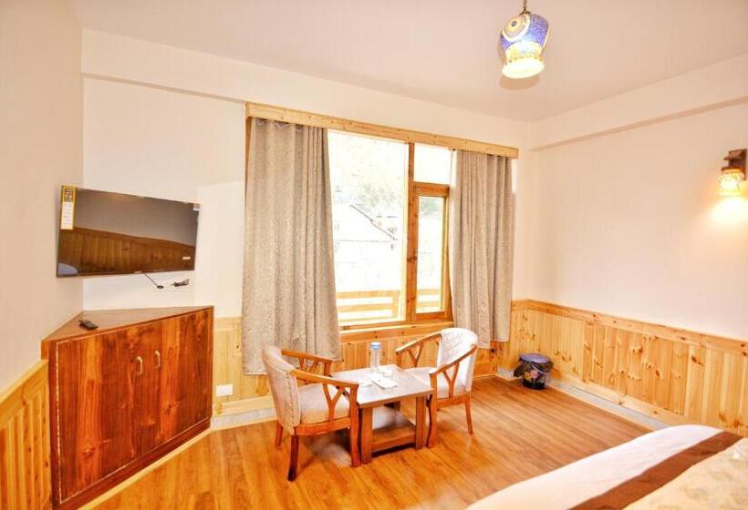 בית מלון כפרי Hilly Bee, Manali