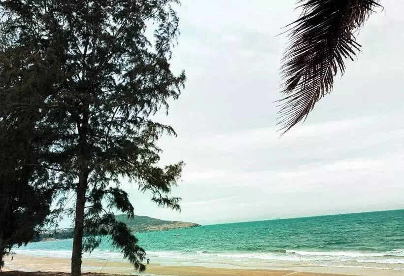 هتل Khu Du Lịch Biển Cát