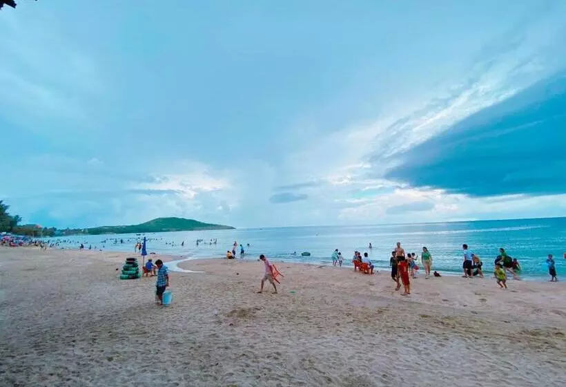 هتل Khu Du Lịch Biển Cát