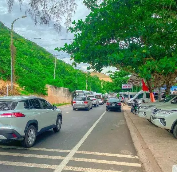 هتل Khu Du Lịch Biển Cát