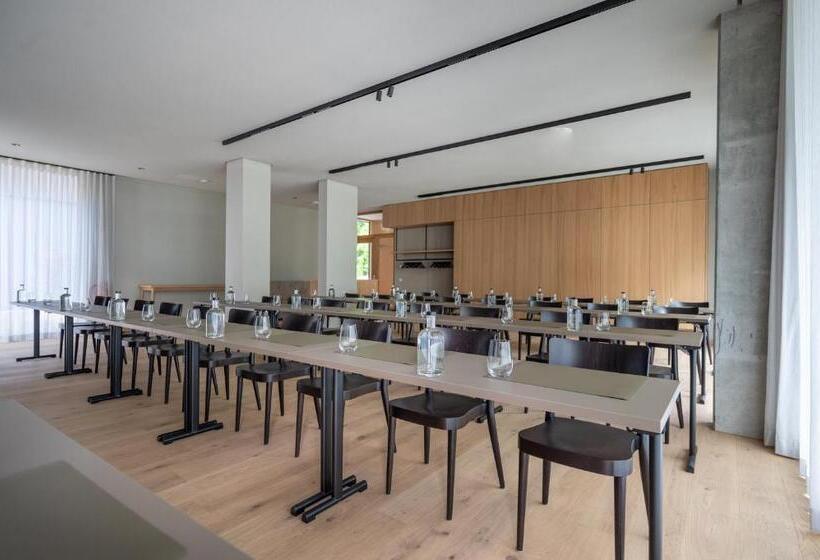 Отель Seegut Zeppelin