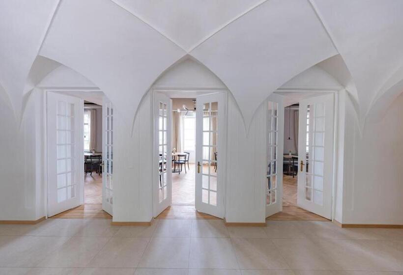 Отель Seegut Zeppelin