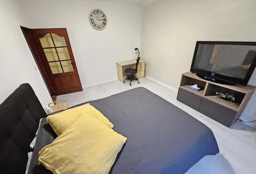 膳宿费 Beautiful, Renovated Fully Self Contained Room