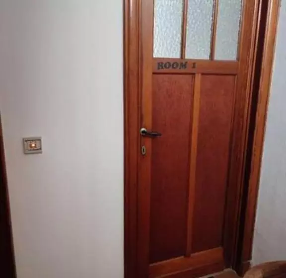 ペンション Beautiful, Renovated Fully Self Contained Room