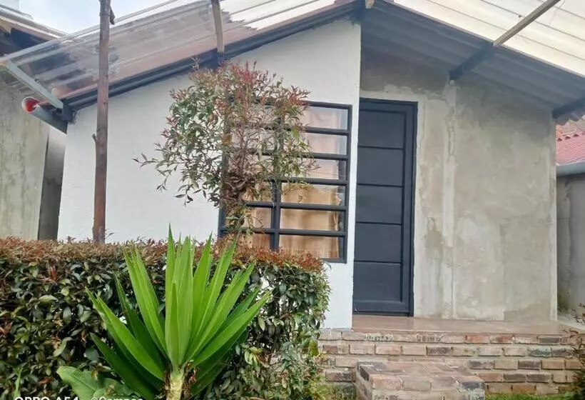 Majatalo Casa Bahareque Hospedaje