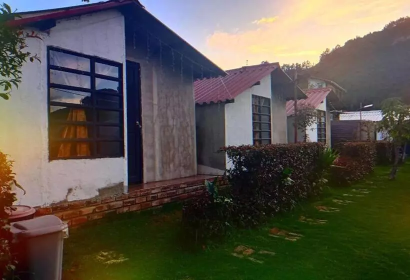 Majatalo Casa Bahareque Hospedaje