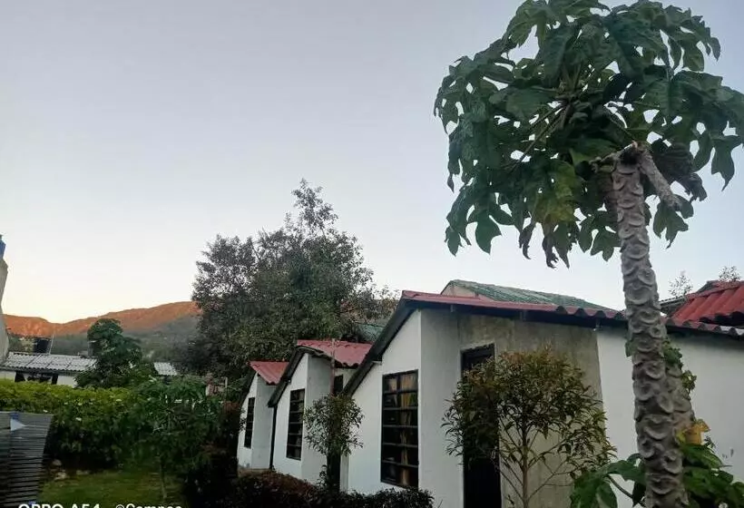 Majatalo Casa Bahareque Hospedaje
