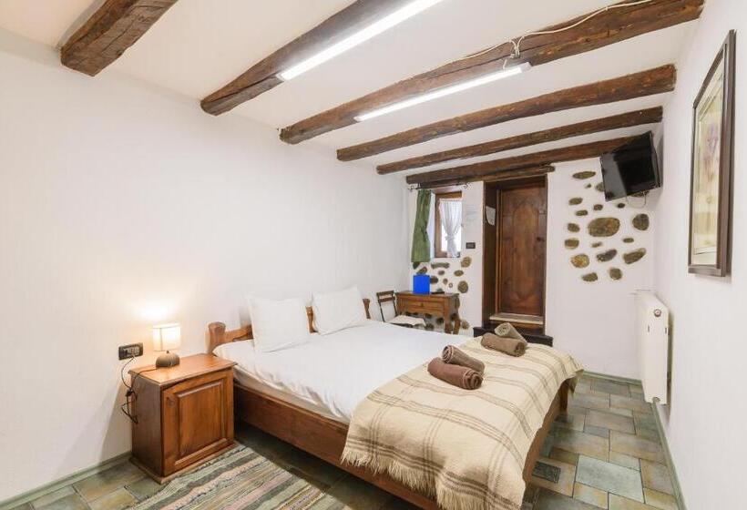 بنسيون Chalet Garibaldi Total Chalets Fully Catered