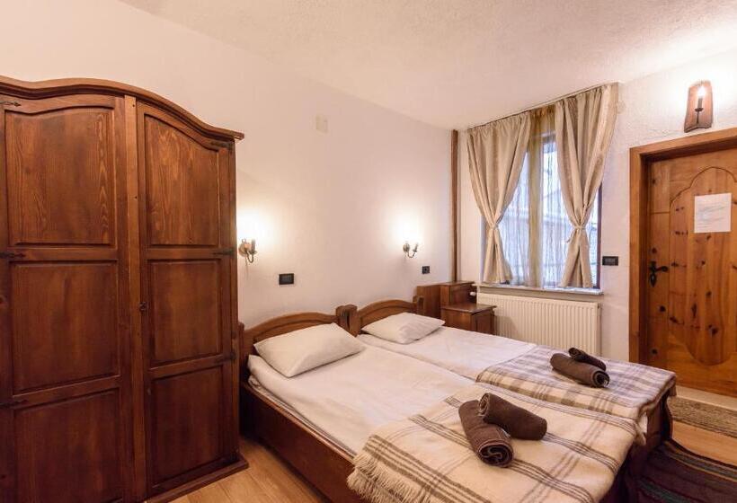 بنسيون Chalet Garibaldi Total Chalets Fully Catered