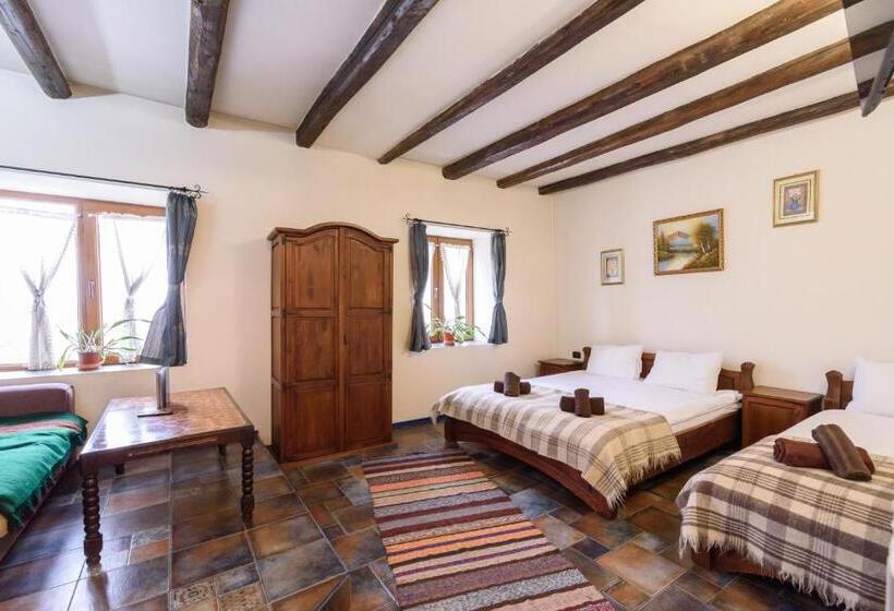 بنسيون Chalet Garibaldi Total Chalets Fully Catered