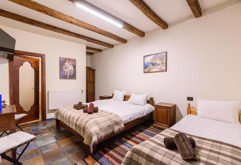 بنسيون Chalet Garibaldi Total Chalets Fully Catered