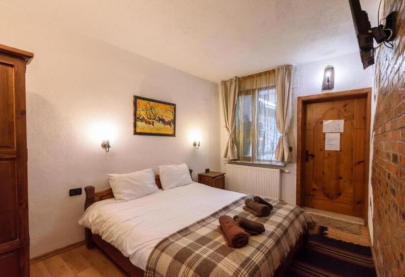 بنسيون Chalet Garibaldi Total Chalets Fully Catered