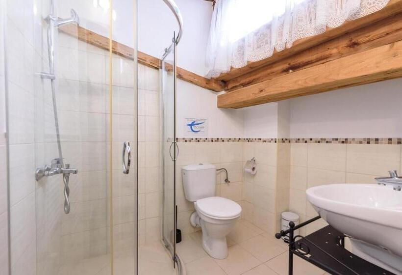 بنسيون Chalet Garibaldi Total Chalets Fully Catered