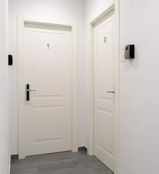 پانسیون Damatti Room