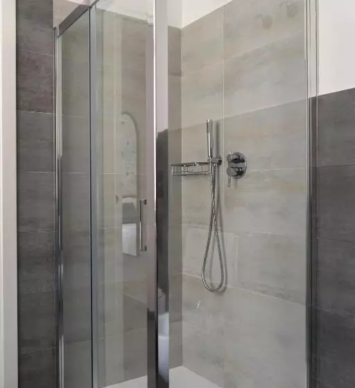 پانسیون Damatti Room