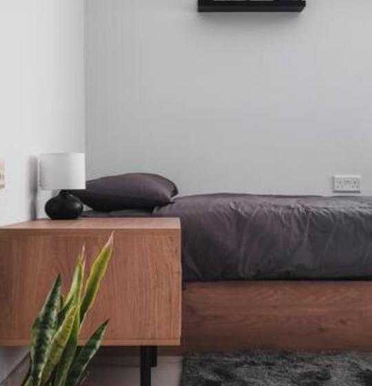 پانسیون New Modern Shared Apartment   4km Away From Airport