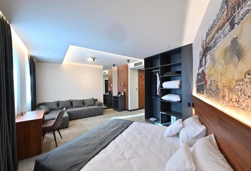 پانسیون Tvrdjava Rooms   Novi Sad