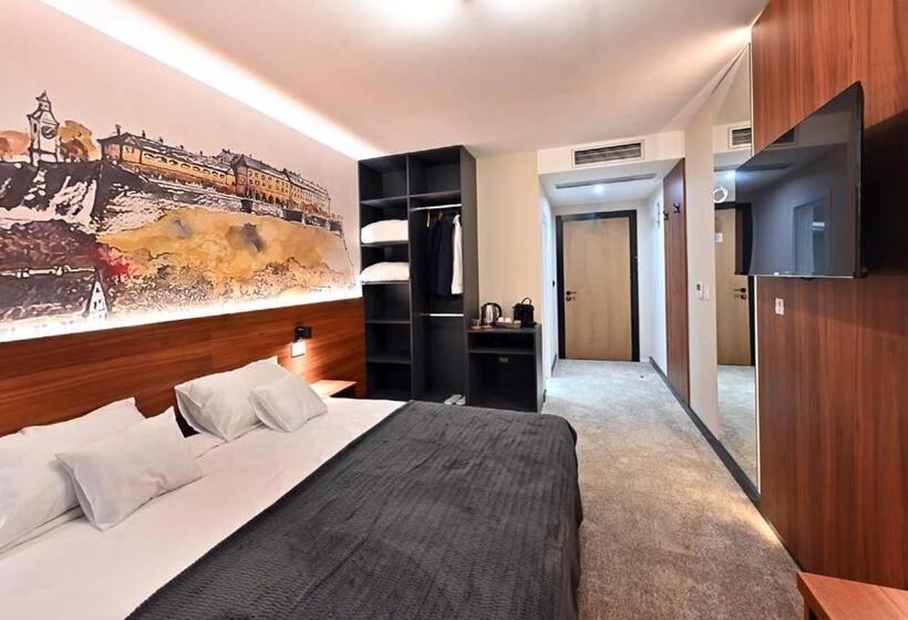 پانسیون Tvrdjava Rooms   Novi Sad