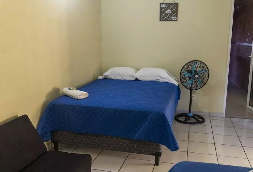 پانسیون Villa La Casita