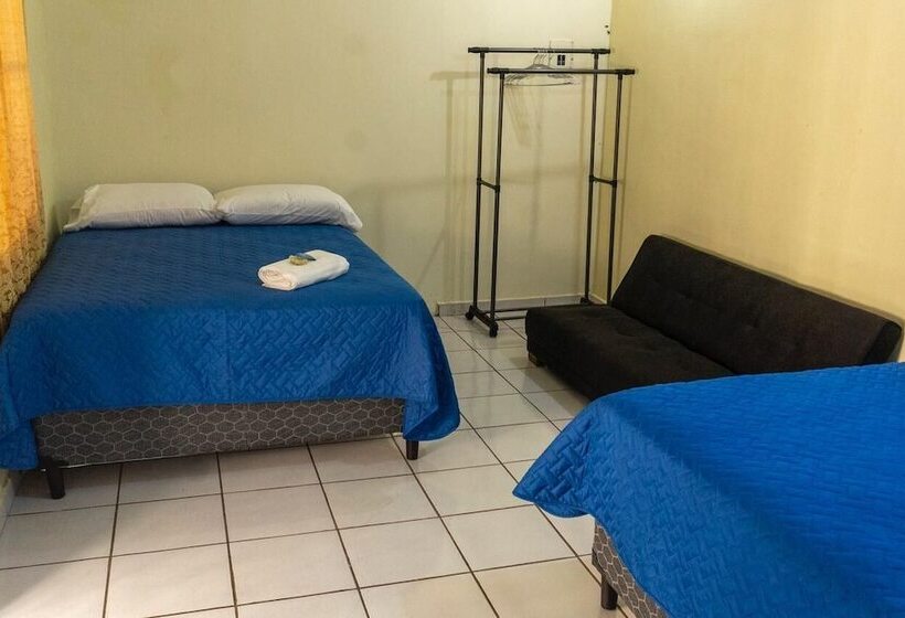 پانسیون Villa La Casita