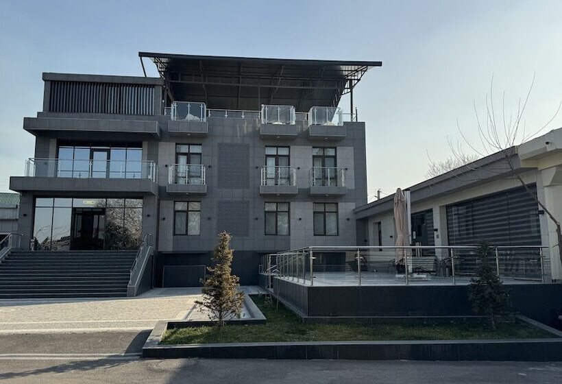 Rayyan Hotel Express