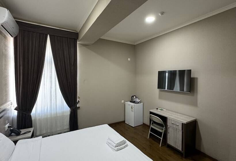 Rayyan Hotel Express