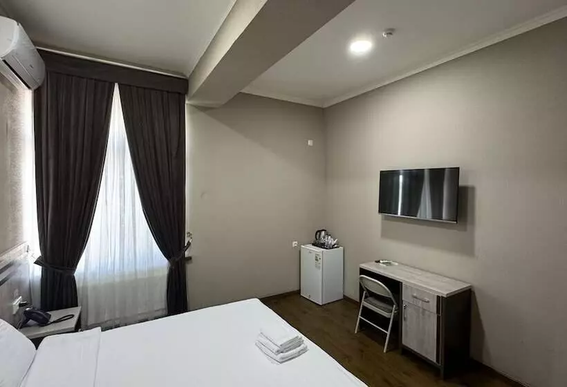 Rayyan Hotel Express