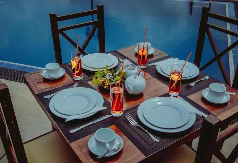 Aqua Hotel Yala