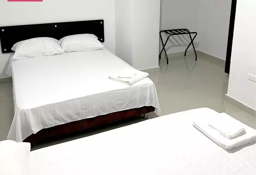 ホテル Bazurto Plaza