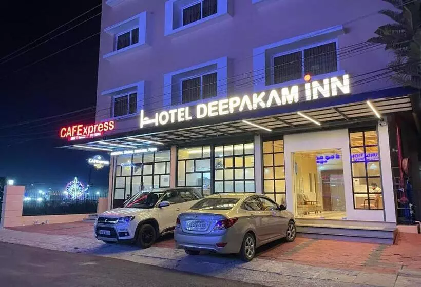Hotelli Deepakam Inn