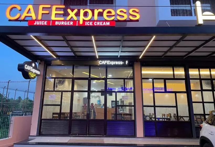 Hotelli Deepakam Inn