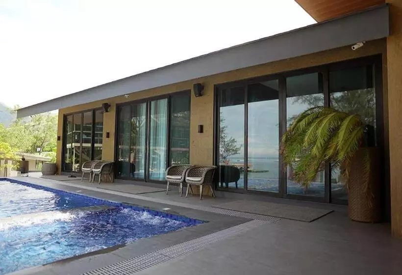 ホテル Emon Pulo Beach Resort