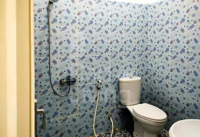 Hotelli Guest House Syariah Bunga Intan Redpartner