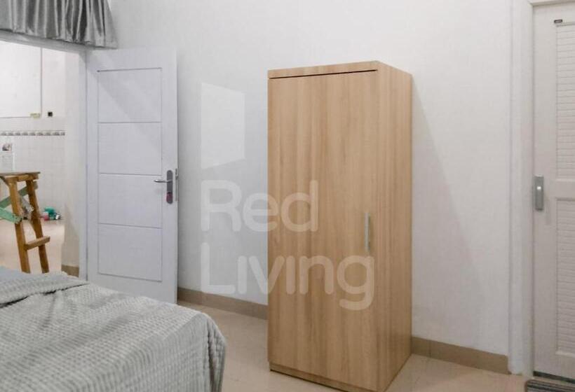 Отель Guest House Syariah Bunga Intan Redpartner