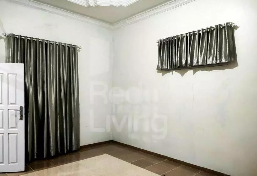 Hotelli Guest House Syariah Bunga Intan Redpartner