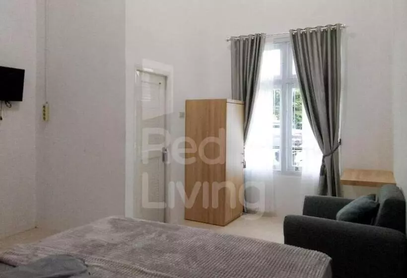 Hotelli Guest House Syariah Bunga Intan Redpartner