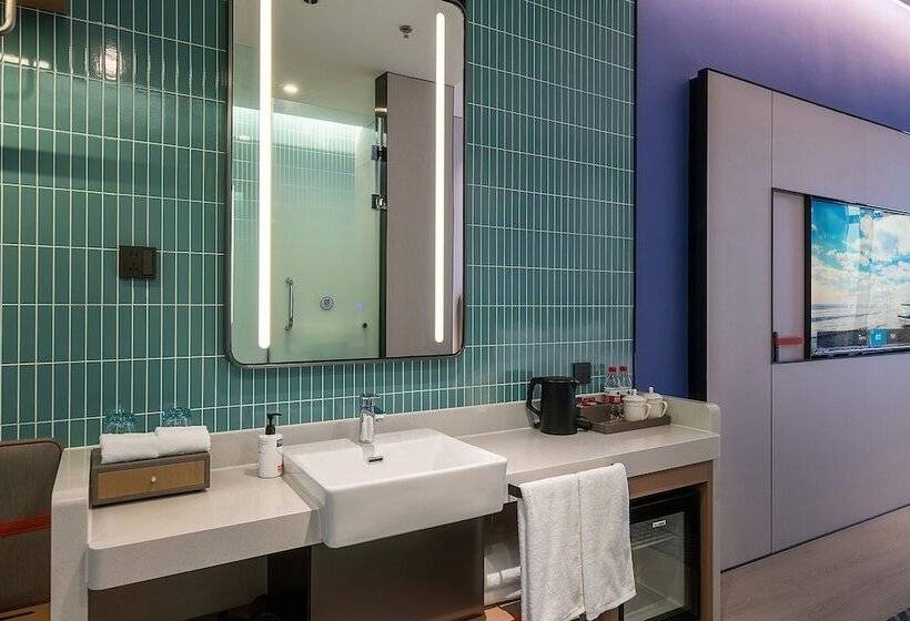 هتل Holiday Inn Express Chongqing Nanbin Road, An Ihg