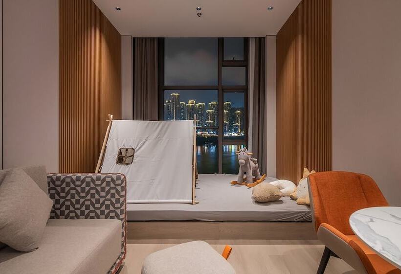 هتل Holiday Inn Express Chongqing Nanbin Road, An Ihg