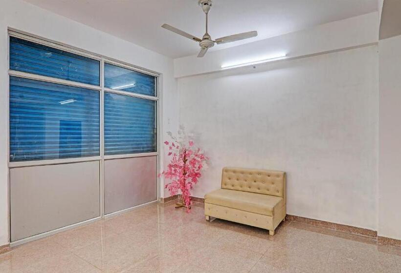 هتل O Mahadevi Lawn