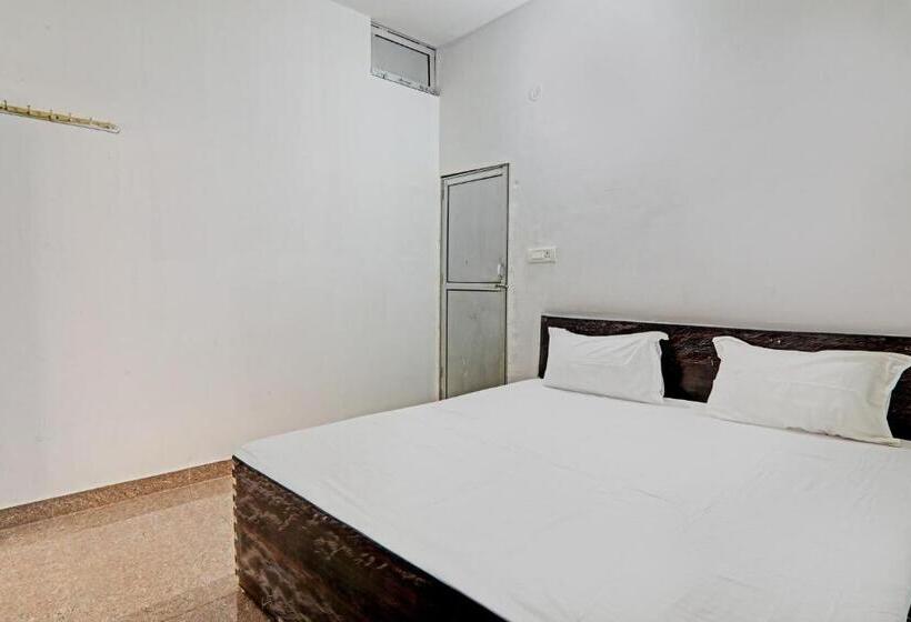 هتل O Mahadevi Lawn