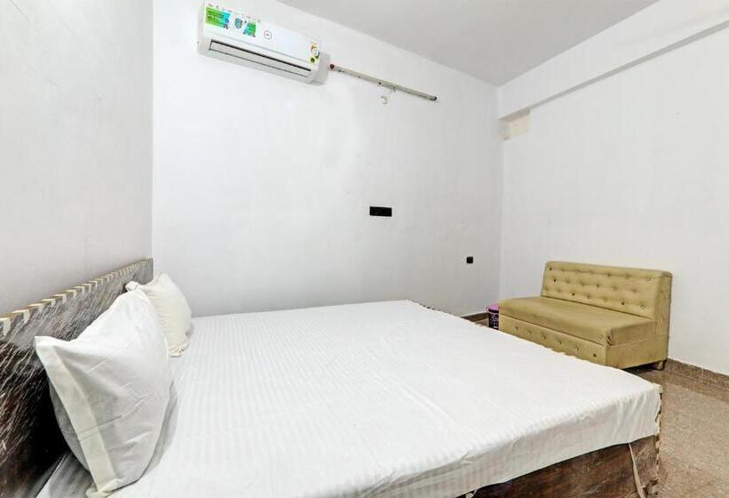 هتل O Mahadevi Lawn