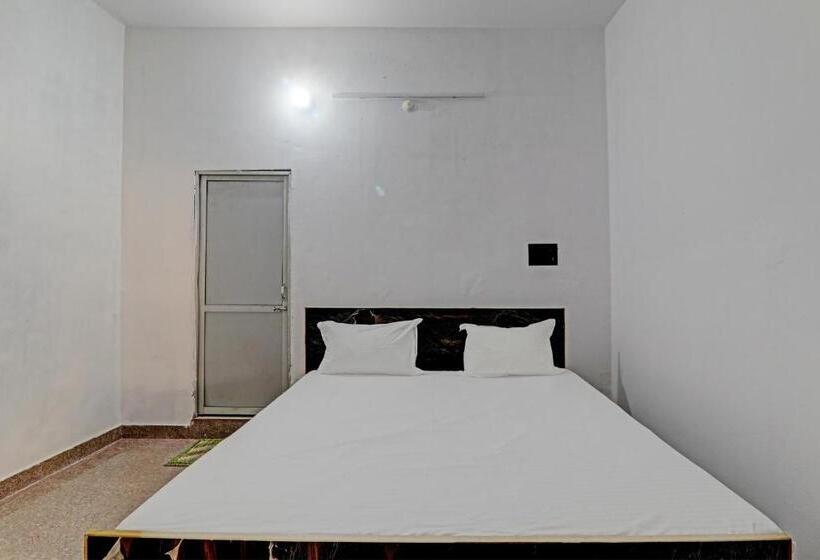 هتل O Mahadevi Lawn