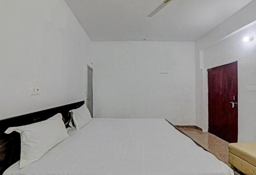 هتل O Mahadevi Lawn